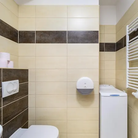Atrium Deluxe Suite-free Parking Garage Same Building Апартаменты *