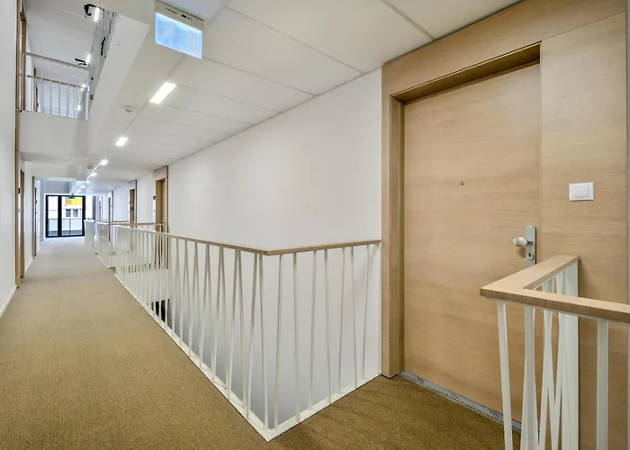 Atrium Deluxe Suite-free Parking Garage Same Building Budapest